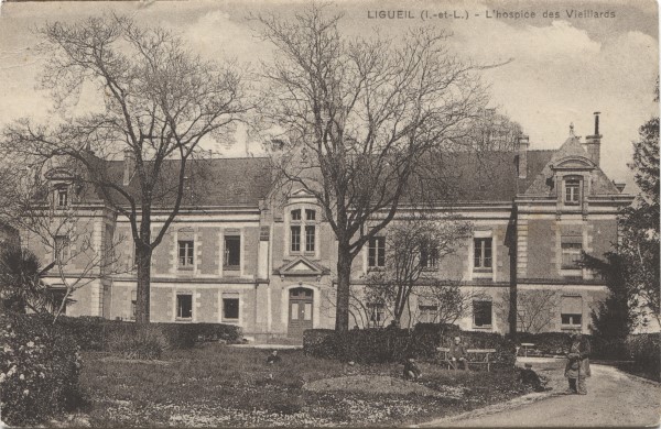 cpa Ligueil hospice 1955