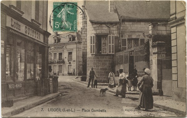 cpa Ligueil Place Gambetta1 1910
